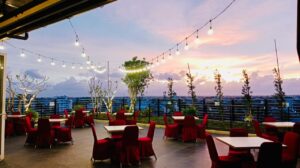 Sky Cafe Borneo Hotel Pontianak lantai 7