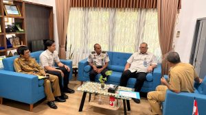 Pertemuan Imigrasi Pontianak dan Disnakertrans Kalbar bahas LTSA PMI