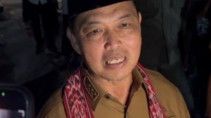 Ria Norsan tinjau kawasan permukiman kumuh di Parit Baru Kubu Raya