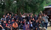 Touring komunitas motor Barings di Riam Parangek Bengkayang Kalimantan Barat