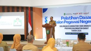 Krisantus Kurniawan saat membuka Latsar CPNS Kalbar 2026 di BPSDM Pontianak