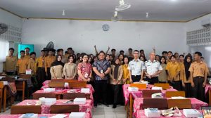 Edukasi Imigrasi Pontianak di sekolah