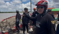 Sujiwo tinjau kawasan wisata Dermaraja Rasau Jaya