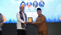 Ria Norsan membuka Konferensi Nasional Sylva Indonesia di Pontianak