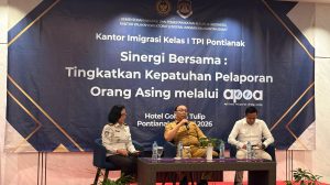 Sosialisasi aplikasi APOA oleh Imigrasi Pontianak kepada pengelola hotel dan penginapan.