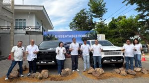 Toyota New Hilux 2026 saat sesi test drive di Pontianak