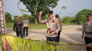 AKBP Rensa S. Aktadivia mengikuti Welcome and Farewell Parade usai resmi menjabat Kapolres Kubu Raya.