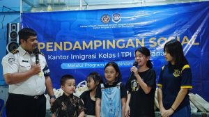 Imigrasi Pontianak kunjungi Panti Asuhan Bunda Pengharapan Kubu Raya