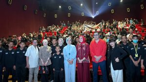 Anak yatim Pontianak nonton film Anak-Anak Bambu