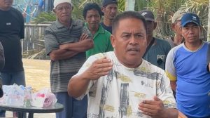 Nelayan Sungai Kakap menyampaikan keluhan mengenai sulitnya memperoleh BBM subsidi saat sidak BPH Migas di SPBN Benteng.