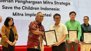 Save the Children beri penghargaan Mitra Strategis kepada Muhammadiyah