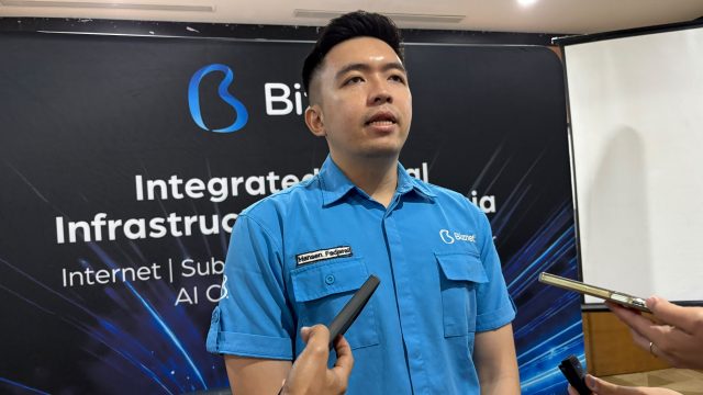 Hansen Fadjarai Biznet saat menyampaikan pengembangan jaringan internet di Kalimantan Barat