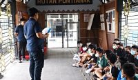 Imigrasi Pontianak kawal pemindahan 31 WNA dari Rudenim